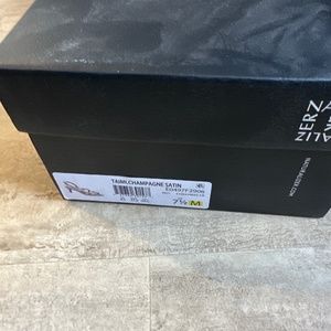 Women’s dress shoe